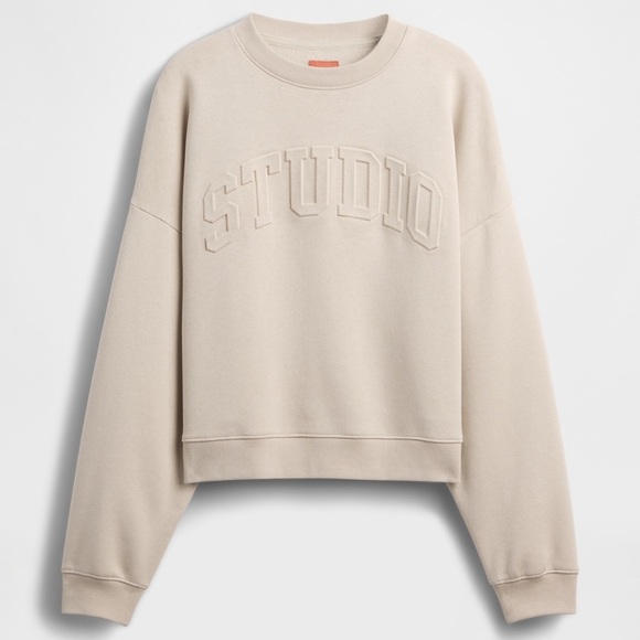 GAP Tops - GAP Cream Studio Sweatshirt